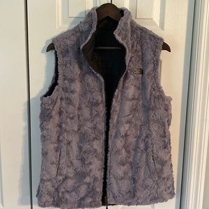 The North Face reversible mossbud swirl vest